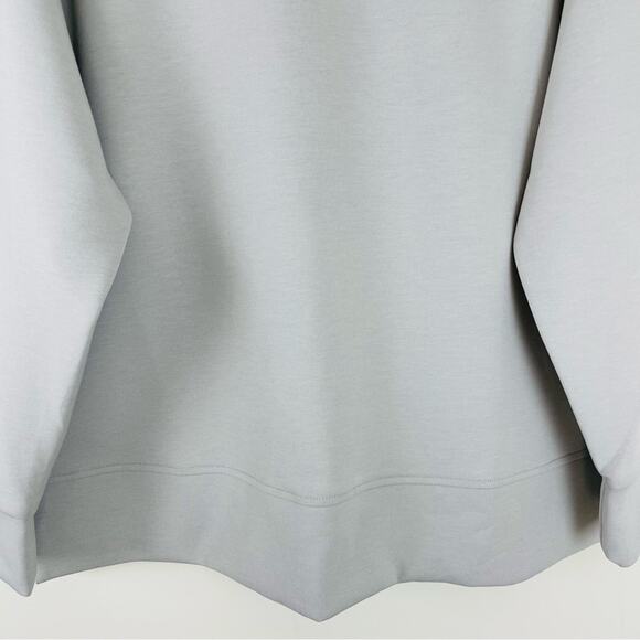 Banana Republic grey boxy mock neck stretchy pullover top medium - Picture 3 of 7